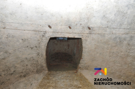 Zabytkowe Podziemia Nieopodal Zamku W Żarach